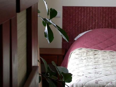 Logis Hotel Les Sapins Le Ménil Eksteriør bilde